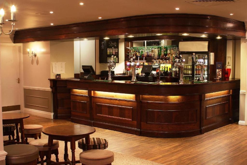 Consort Hotel Rotherham Eksteriør billede