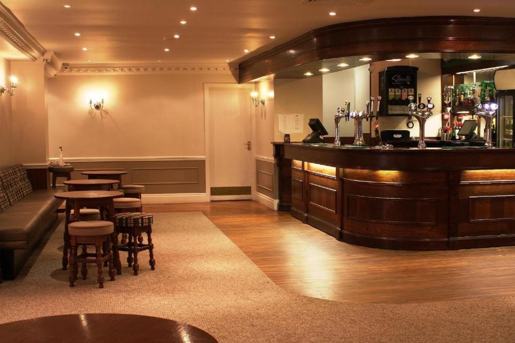 Consort Hotel Rotherham Eksteriør billede