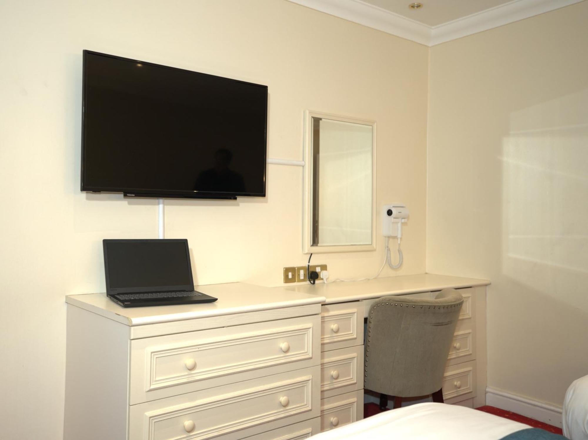 Consort Hotel Rotherham Eksteriør billede