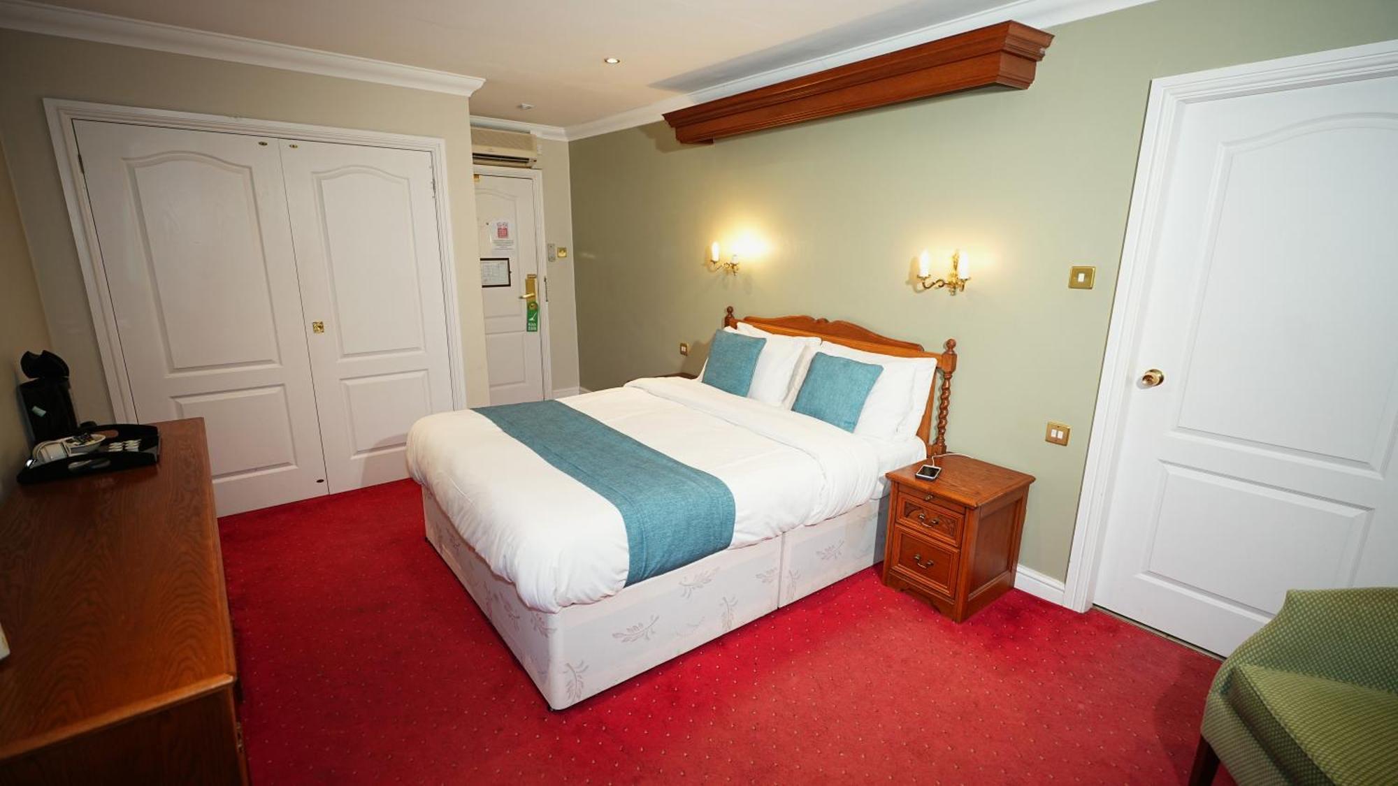 Consort Hotel Rotherham Eksteriør billede
